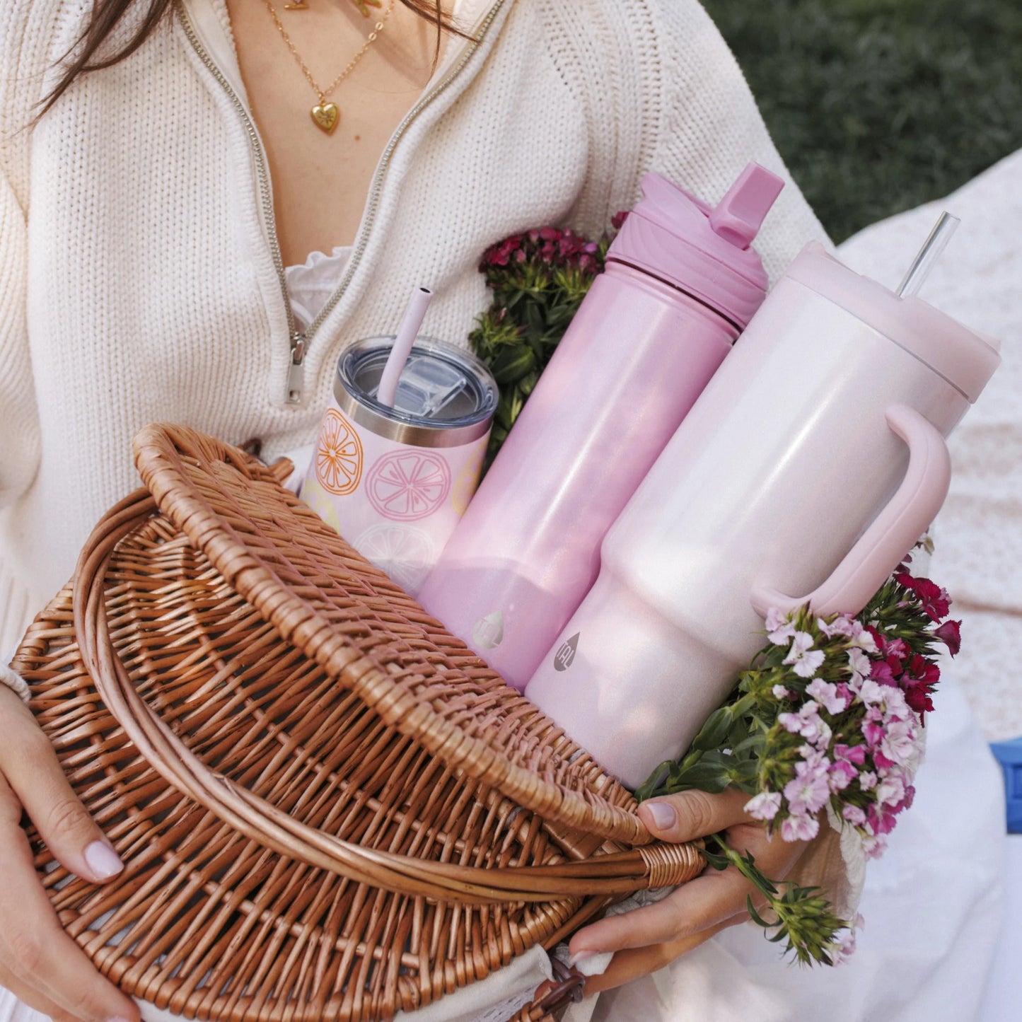 Stainless Steel Hudson Tumbler with Straw 40 Fl Oz, Pink Iridescent Shimmer