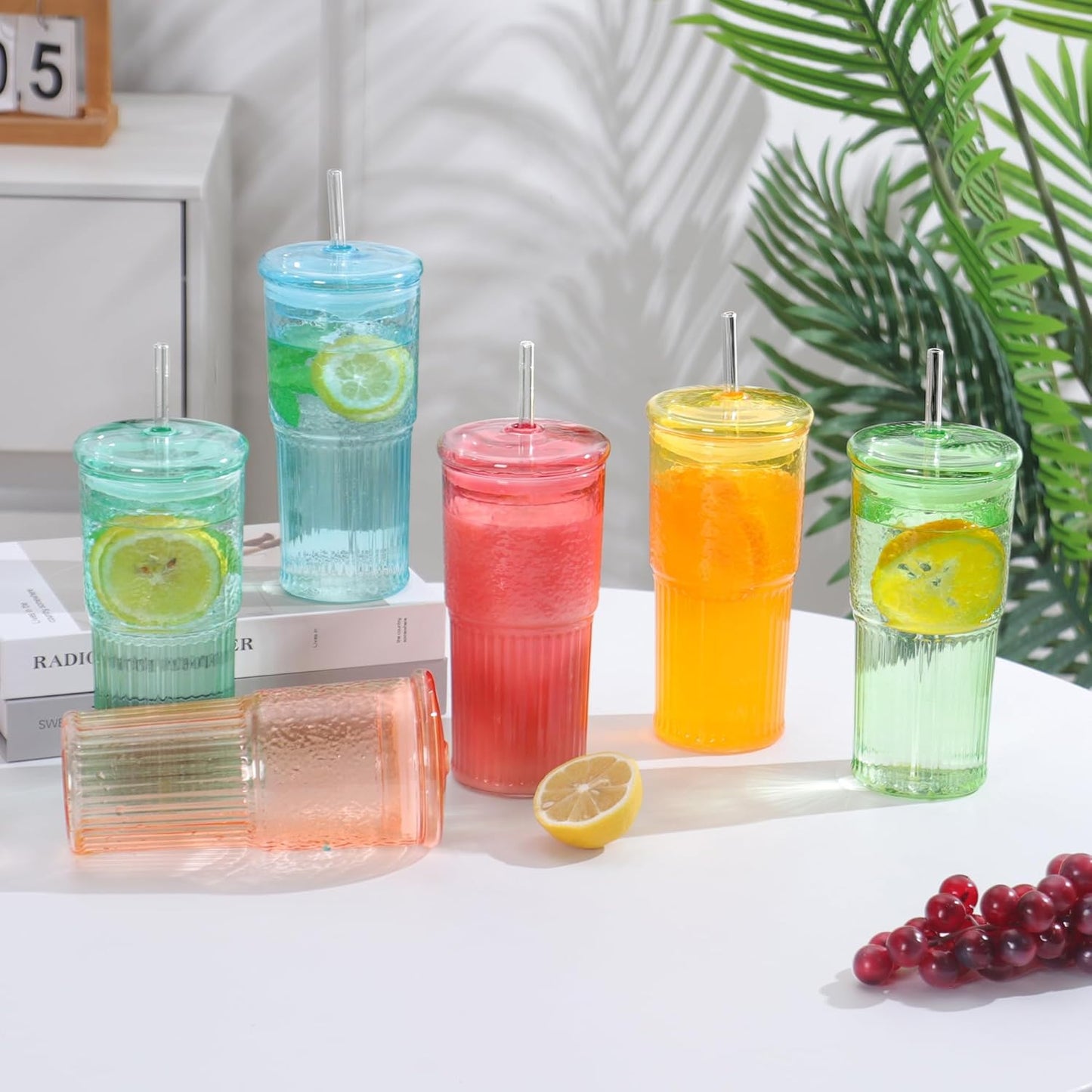 20 OZ Glass Cup with Lids and Glass Straws, High Borosilicate Iced Coffee Glass Tumblers with Lid and Straw for Drinks, 2pcs Reusable Wide Mouth Smoothie Cup(Blue)