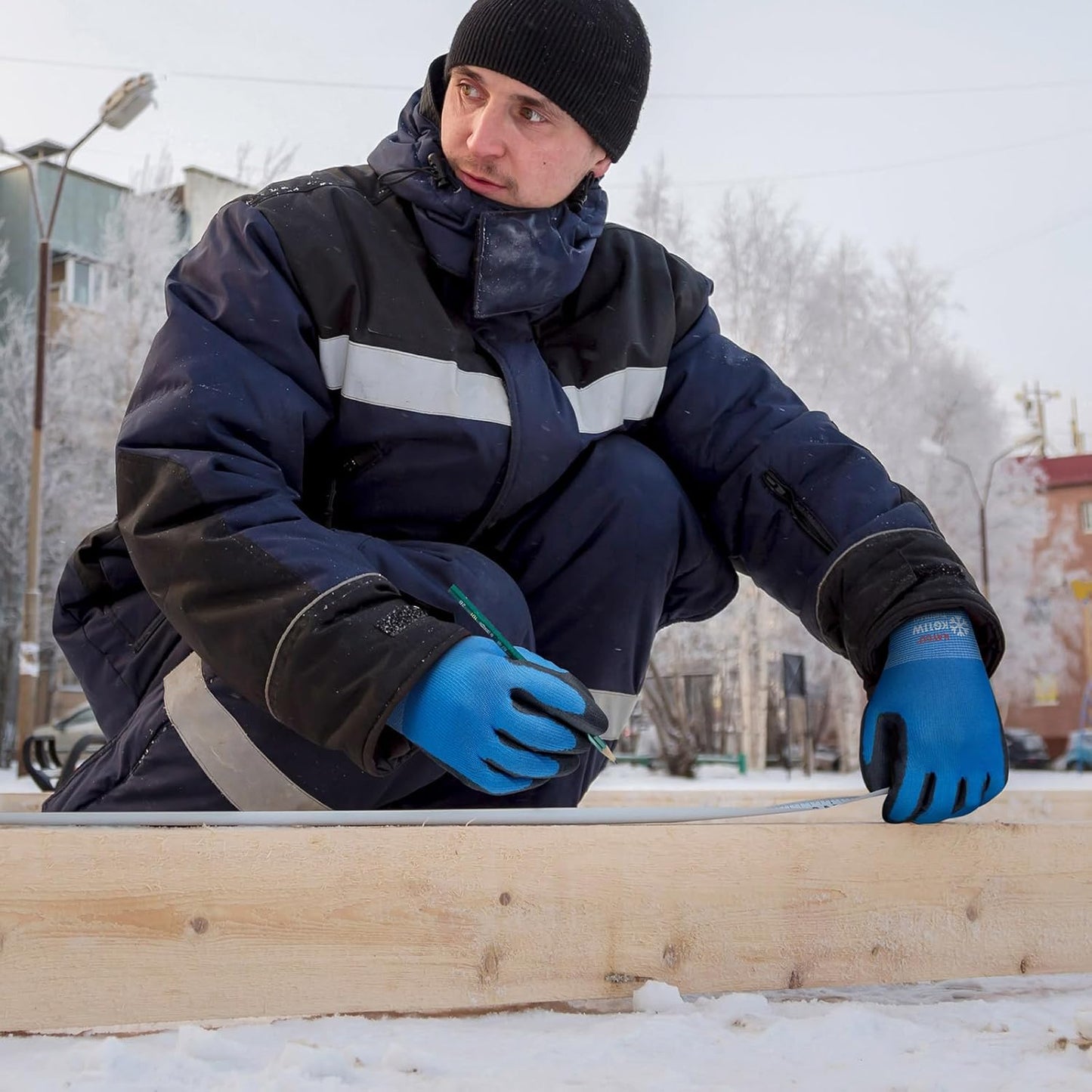 KAYGO Winter Work Gloves for Men and Women, 12 Pairs Thermal Insulated Safety Work Gloves PU Coated, Smooth Grip on Palm & Fingers,Ideal for Freezer Work,Blue,M