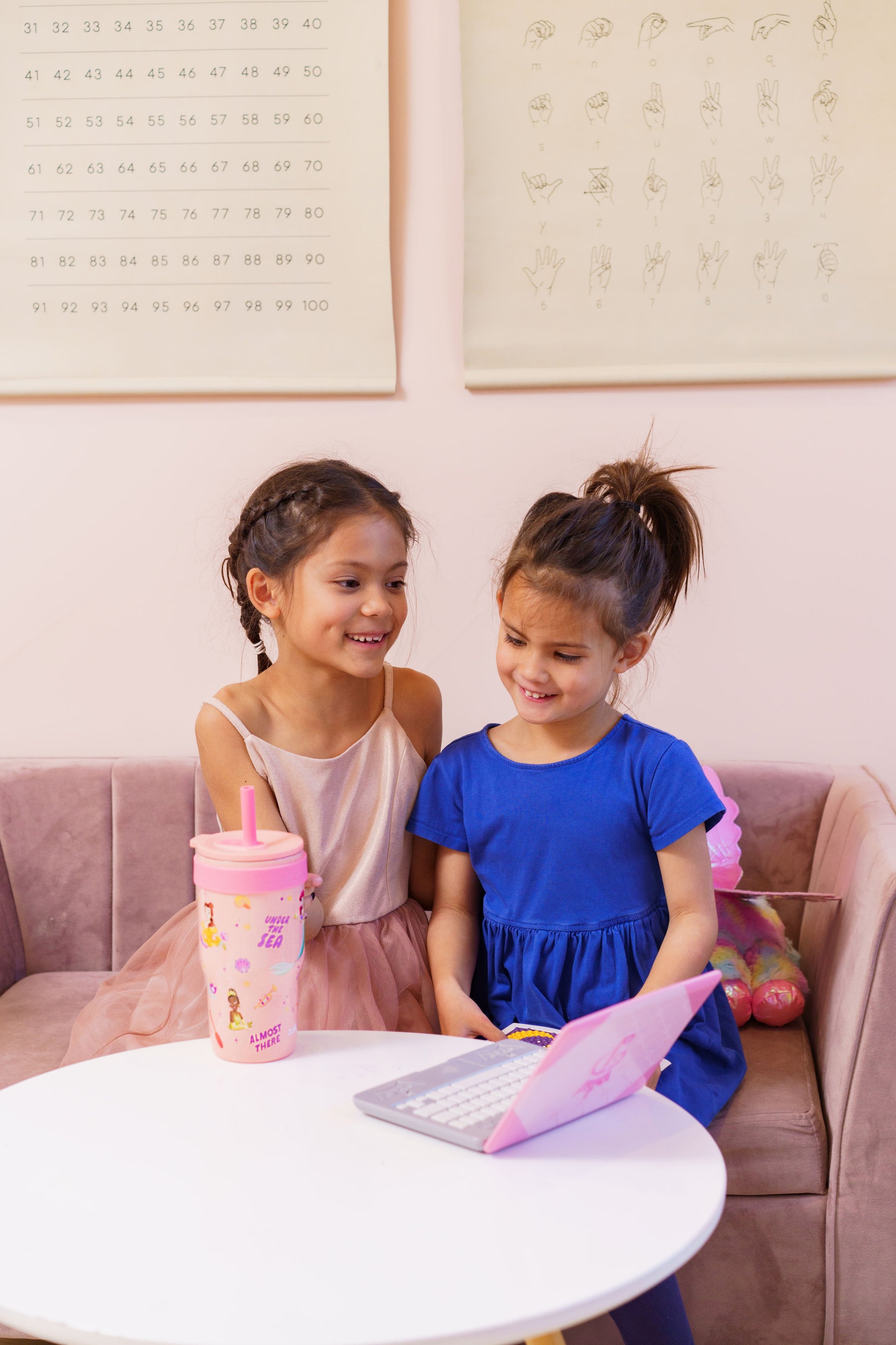 18Oz Princess Kids Straw Handle Tumbler, Stainless Steel Vacuum Insulated Cruiser Tumbler with Silicone Straw Utilizing Leak-Proof Valve, Travel Straw Tumbler with Handle