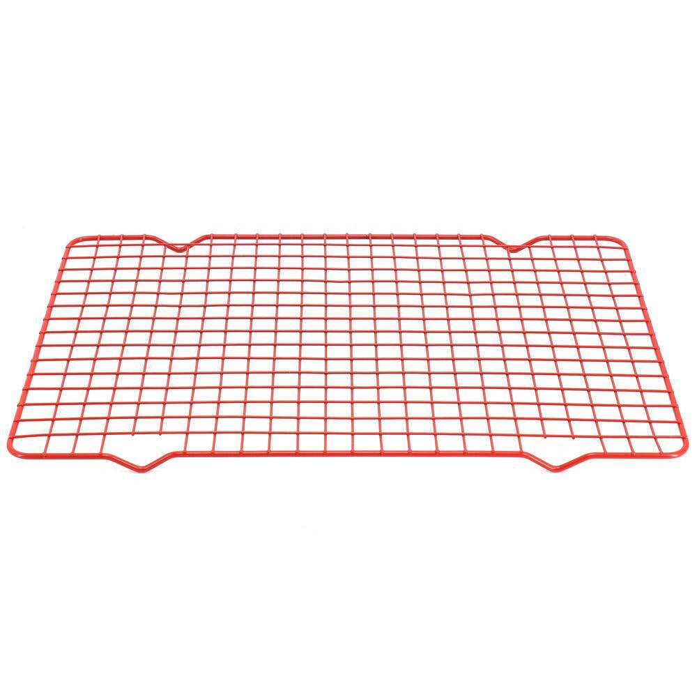 6 Piece Carbon Steel Bakeware Set in Red with Cookie Cutters