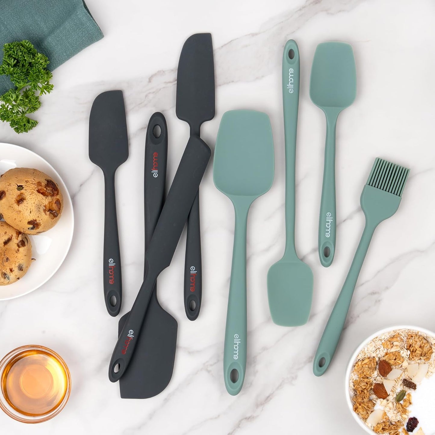 Elihome Mini Silicone Spoonula - Non-Stick Heat Resistant Silicone Scraper Spatula for Mixing, Serving, Scraping, Stirring, and More, 8.75 Inch, Black