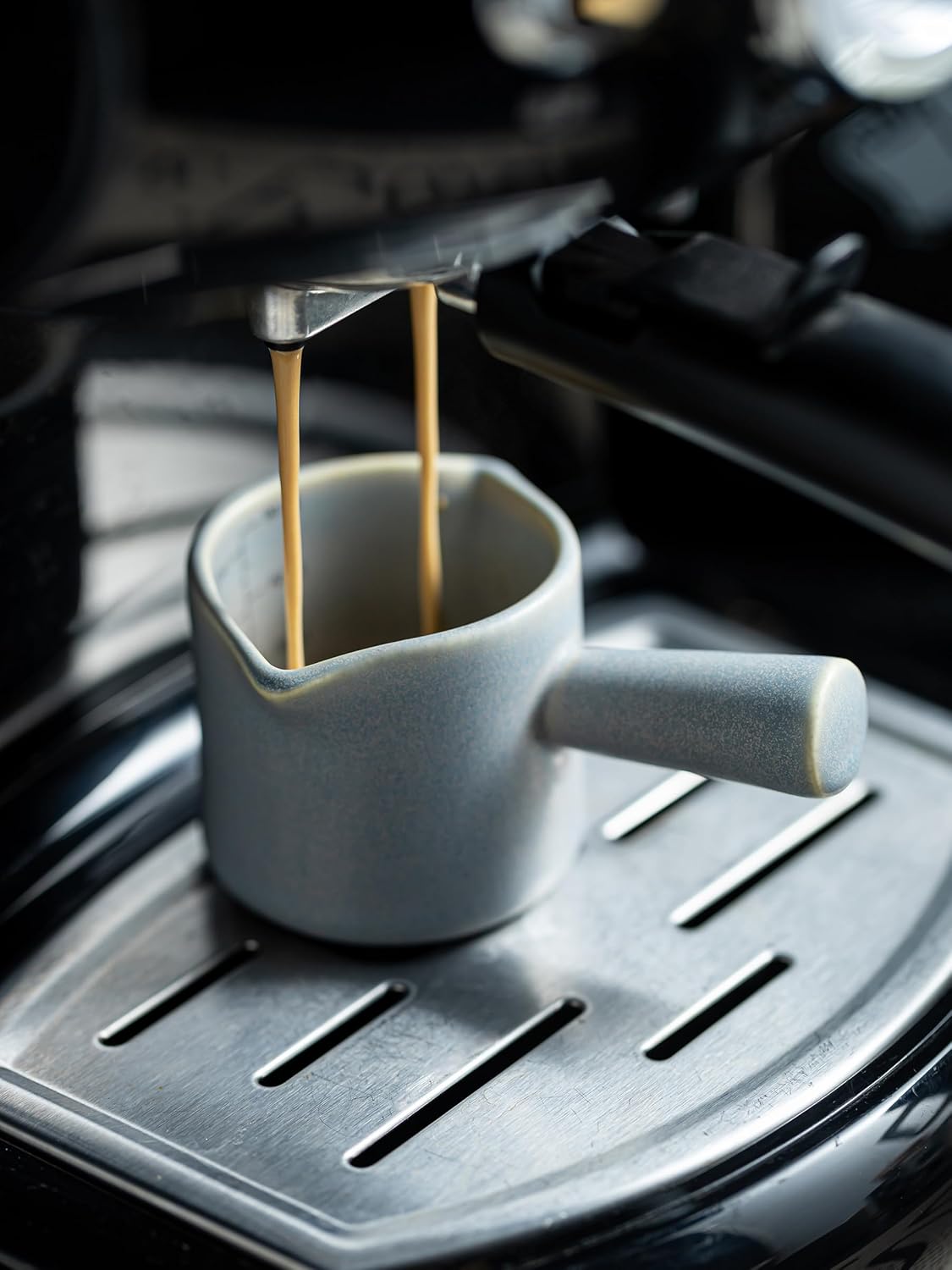 Espresso Cups Ceramic, Espresso Measuring Cups with Dual Measurement Scale, Expresso Shots Cup with Handle, Espresso Accessories, 3 Oz/ 90 Ml, Blue