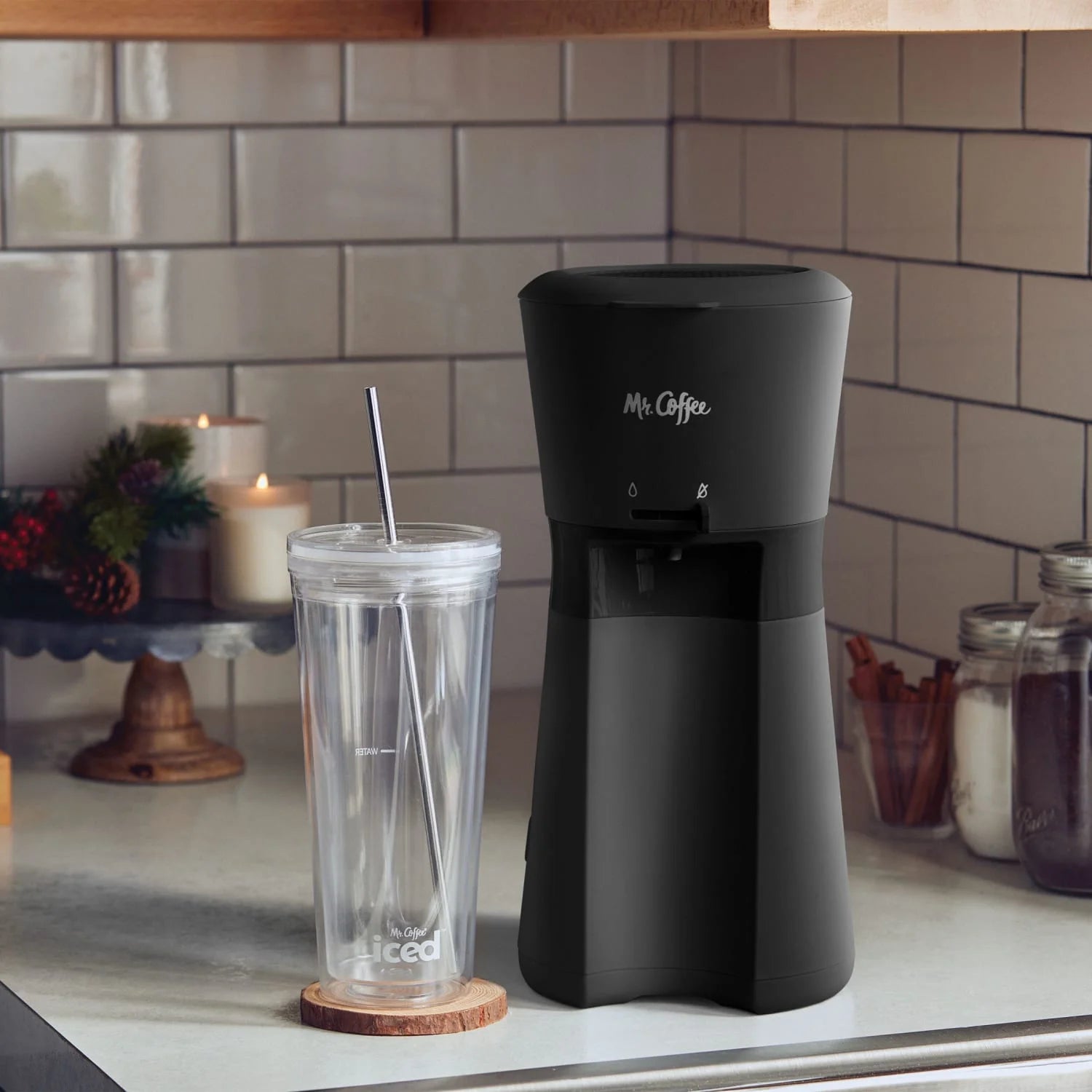 Iced Coffee Maker with Reusable Tumbler and Coffee Filter, Black