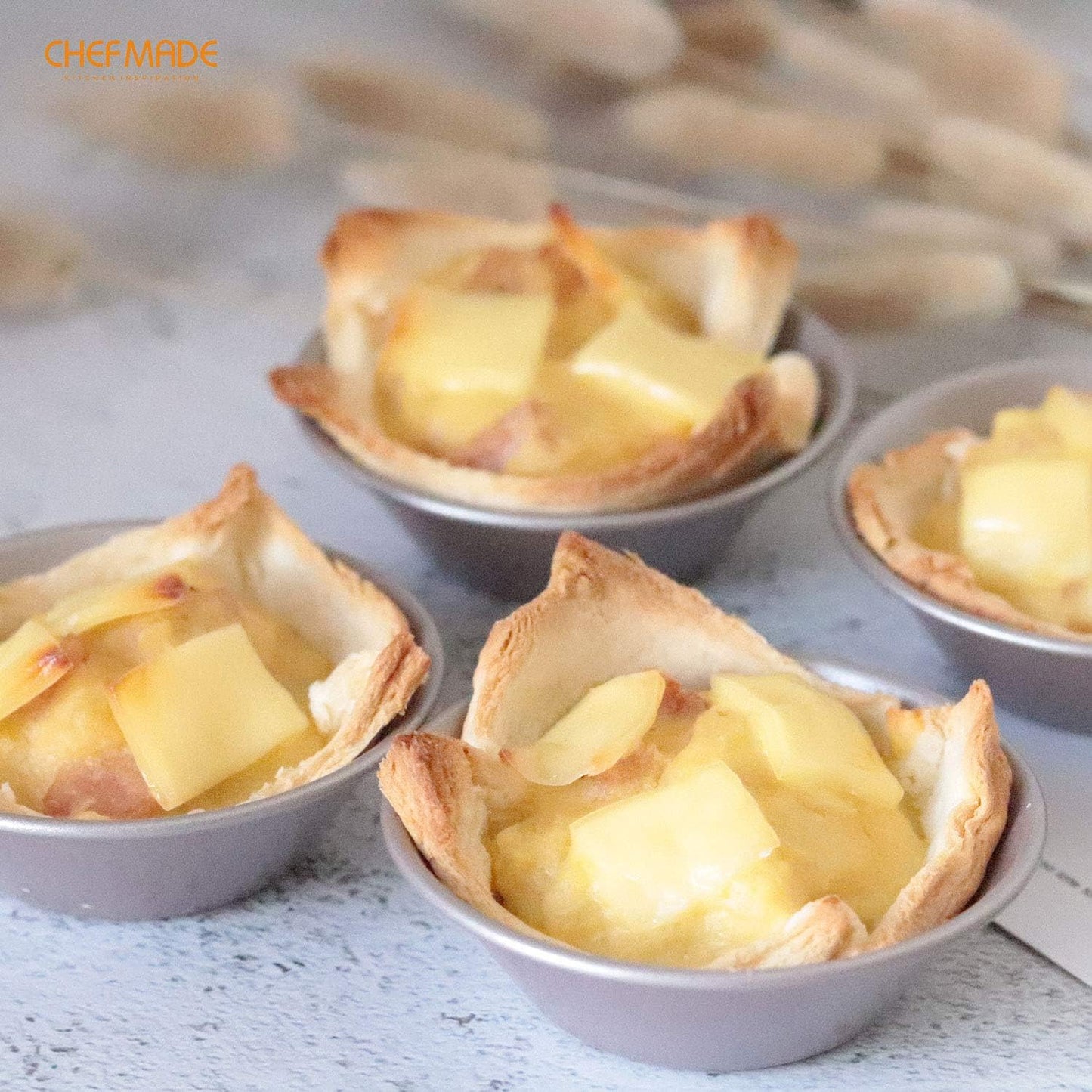 CHEFMADE Mini Pudding Pan Set, 3-Inch 4Pcs Non-Stick Egg Tart Mold Round Mini Cake and Loaf Bakeware for Oven and Instant Pot Baking (Champagne Gold)
