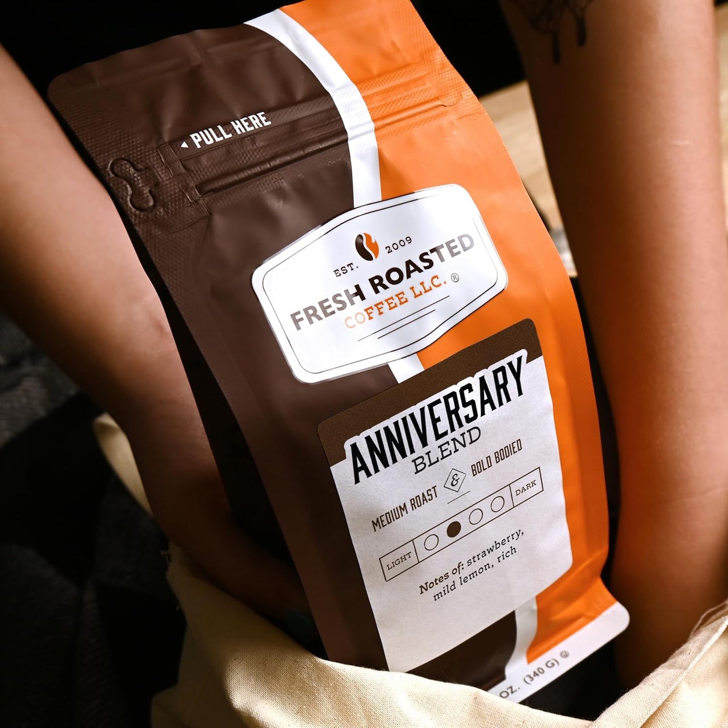 Fresh Roasted Coffee, Anniversary Blend, 12 oz, Medium Roast, Kosher, Whole Bean