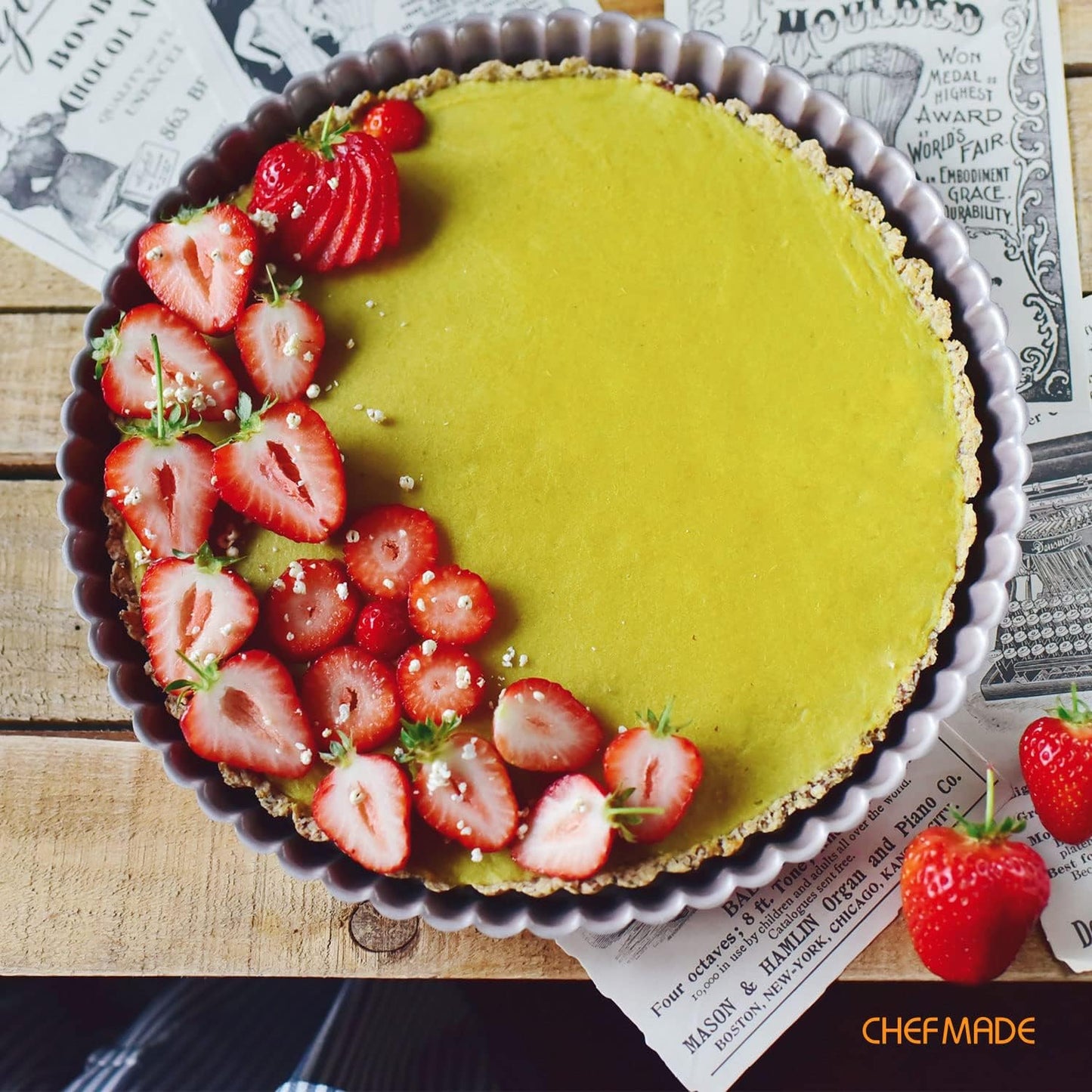 CHEFMADE 11-Inch Round Tart Pan with Removable Loose Bottom, Non-Stick Carbon Steel Quiche Pan for Oven Baking (Champagne Gold)