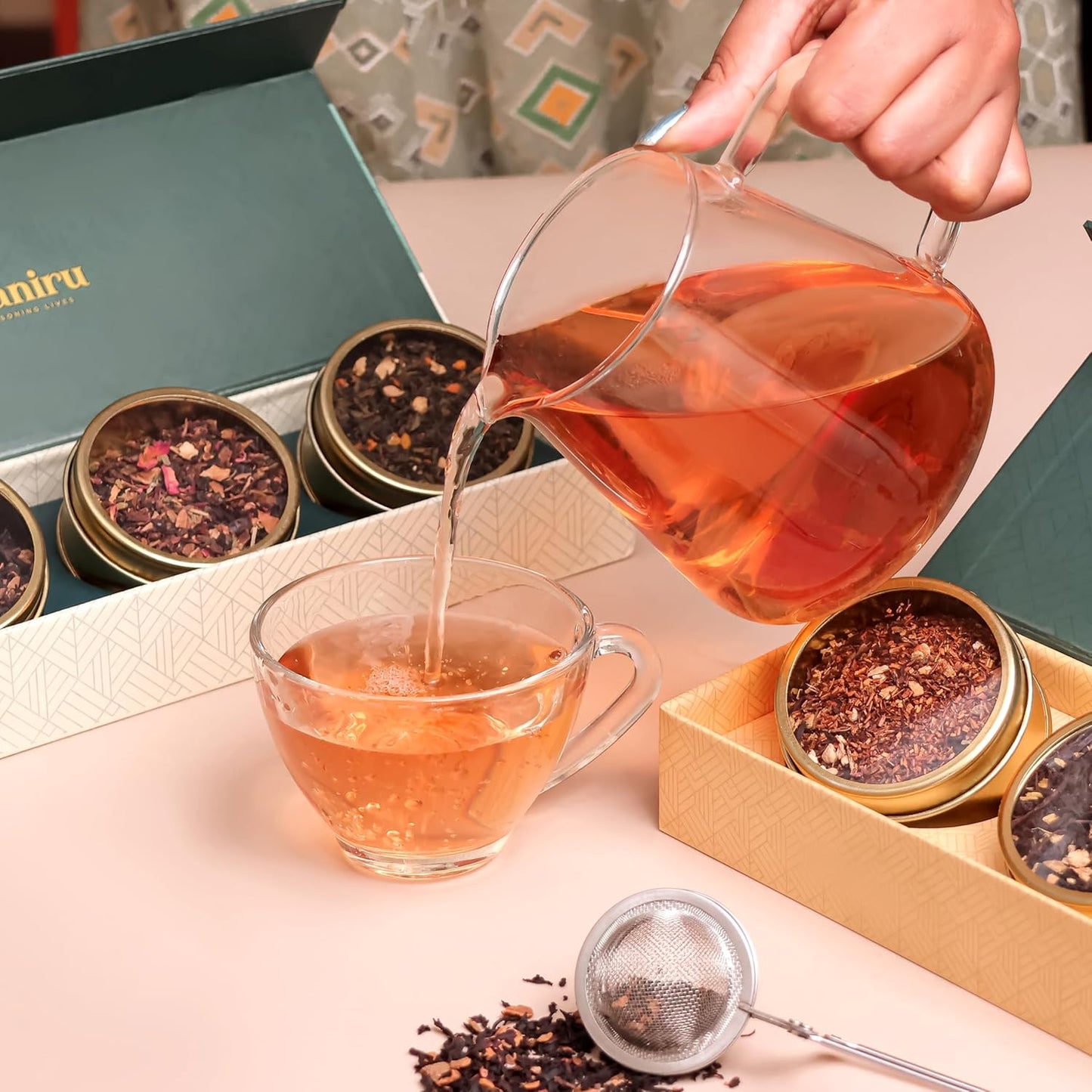 Teaniru, Gourmet Tea Collection – Pack of 10 | 6 Flavored Loose Leaf Tea Set | Gourmet Tea Gift Sets | Corporate Gifting & Bulk Gifts