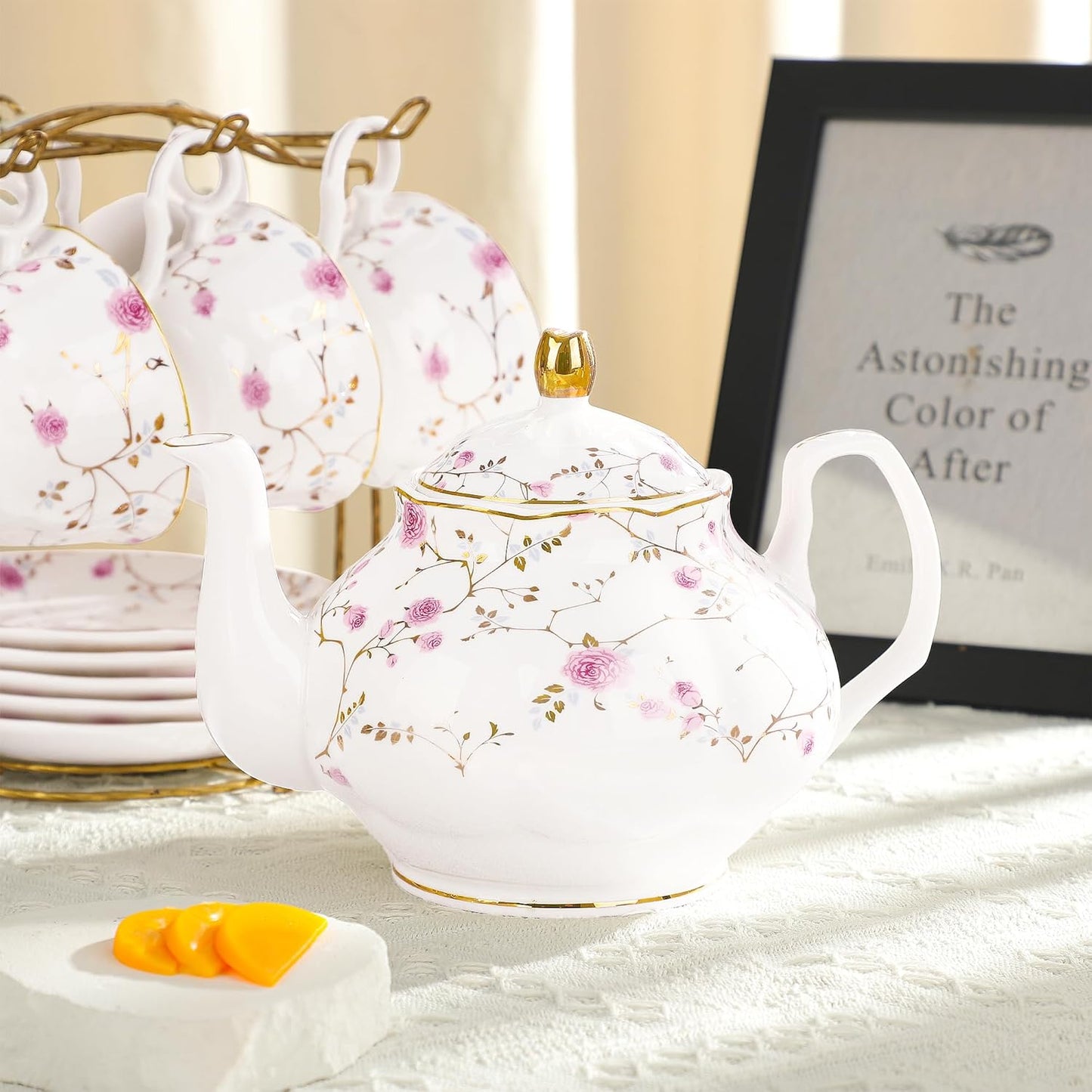 fanquare 21-Piece Gold Vine Floral Porcelain Tea Sets with Sugar Bowl Creamer Teacups, English Bone China Tea Service for Women TeaParty Family Gathering Home Décor