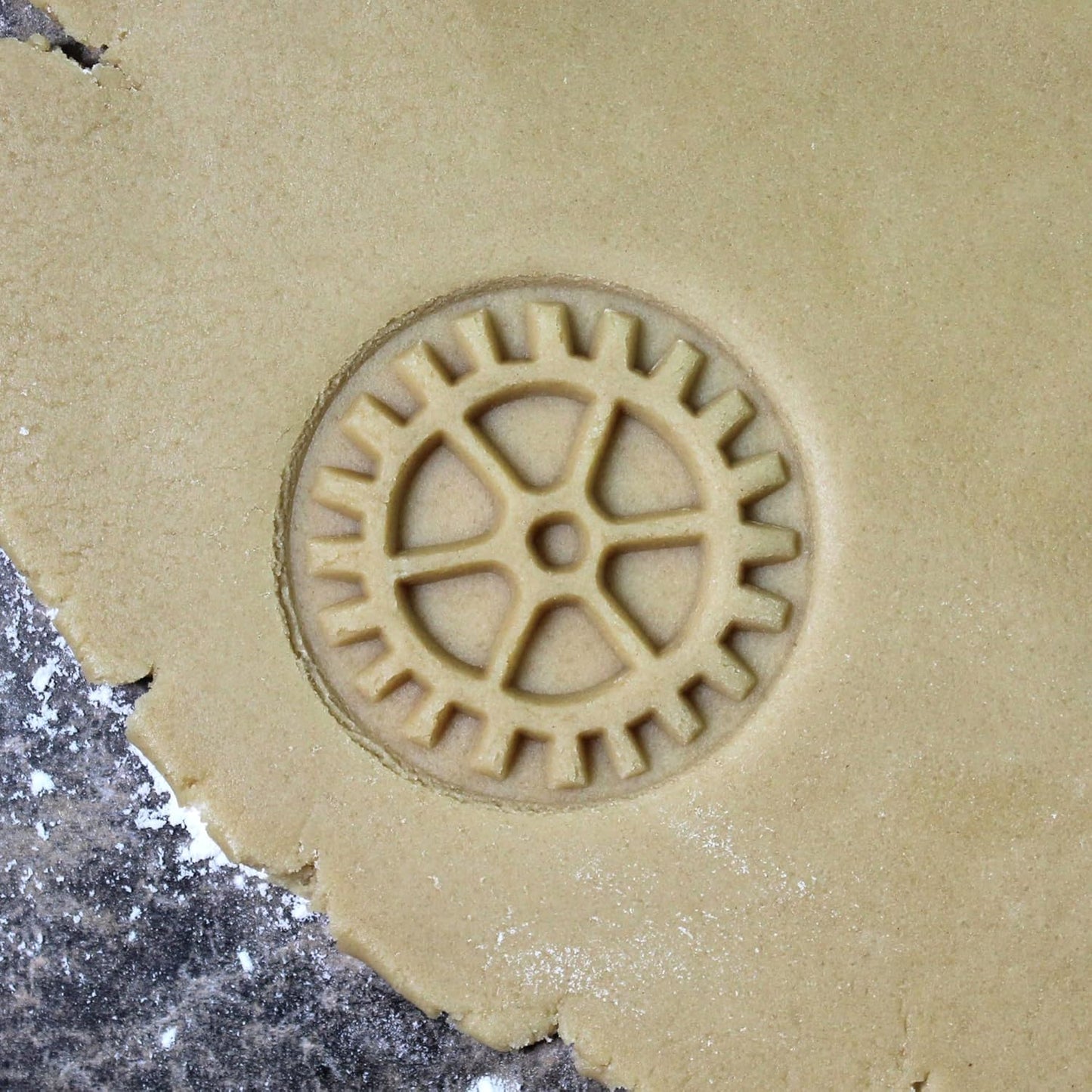 Wood Cookie Stamp, 2.5 Inch (Gear CS-022)