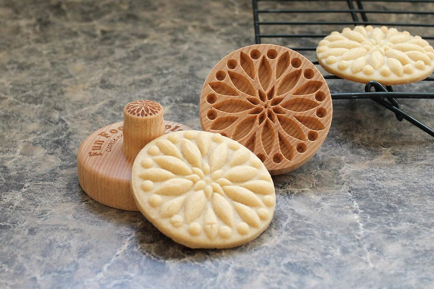 Wood Cookie Stamp, 2.5 Inch (Holiday Flower CS-029)