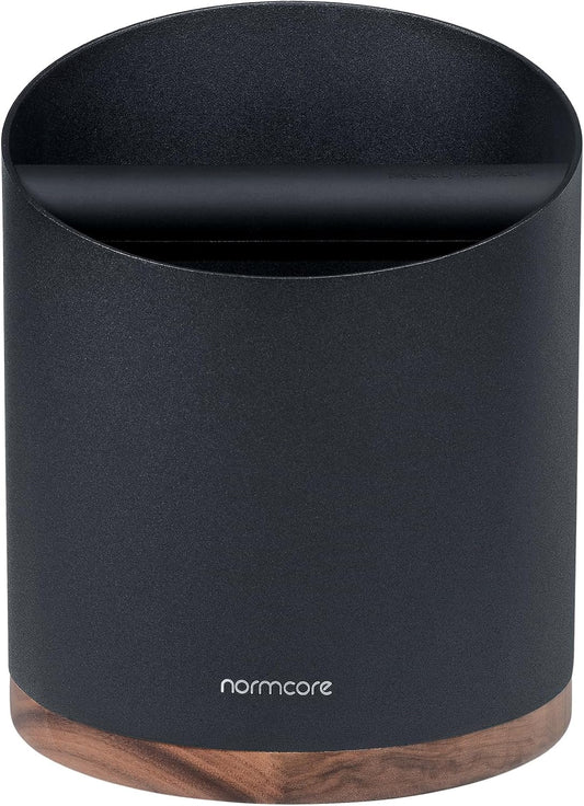 Normcore Espresso Knock Box - 1.8L Capacity, Holds 40–45 Pucks - Heavy-Duty Stainless Steel Coffee Grounds Bin with Removable Knock Bar and Walnut Non-Slip Base, Black